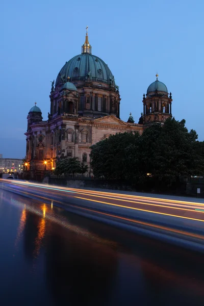 Berliner Dom Est Une Destination Touristique Populaire Cœur Berlin Plein — Photo
