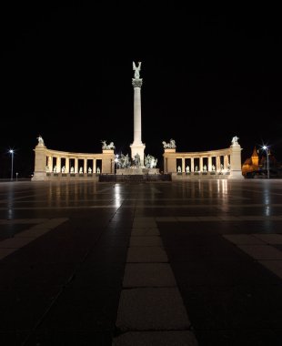 Budapeşte, Macaristan'Heroes Square