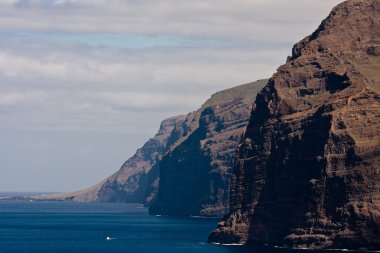 Los gigantes Tenerife Cliffs clipart