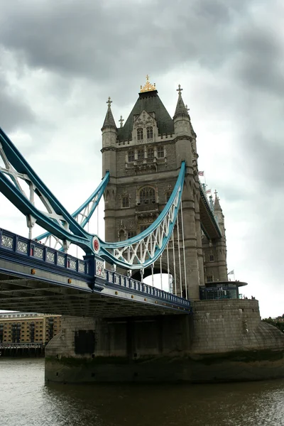 Dark Tower Bridge — Stockfoto