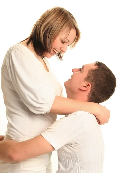 Beau Jeune Couple Embrassant Isolé Sur Fond Blanc — Photo