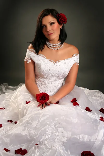 Sexy Young Bride Red Roses — Stock Photo, Image