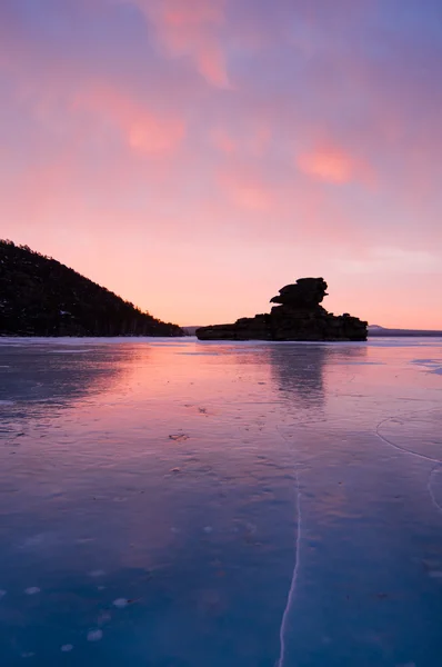 Захід сонця у зимовий пейзаж Ліцензійні Стокові Зображення