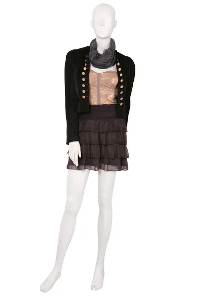 Etalagepop gekleed in modieuze kleding — Stockfoto