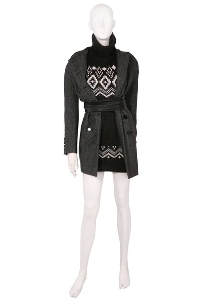 Etalagepop gekleed in jas en wol jurk — Stockfoto
