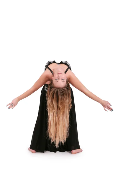 Atraktivní břišní tanečnice s dlouhé blond vlasy — Stock fotografie