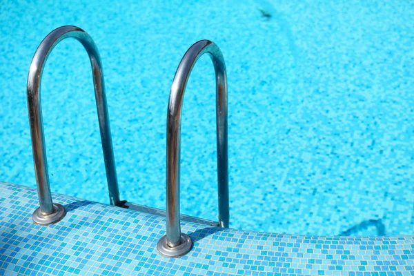 Blaues Schwimmbad — Stockfoto