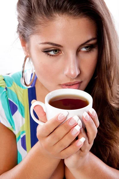Mulher Beleza Com Xícara Fresca Chá Preto — Fotografia de Stock