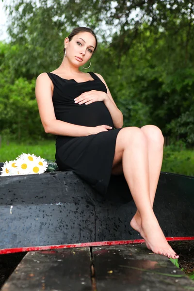 Young Beauty Pregnant Woman Sitting Boat — Stock Photo, Image