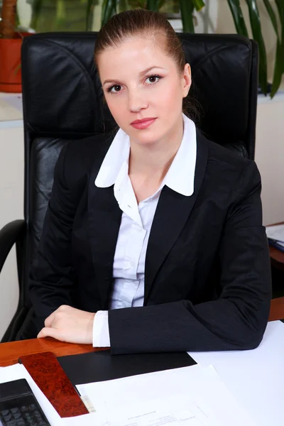 Businesswoman in black suit — Stock Photo, Image