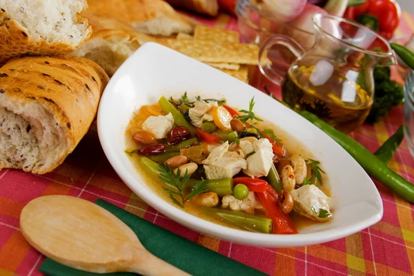 Kuřecí a zeleninová polévka — Stock fotografie