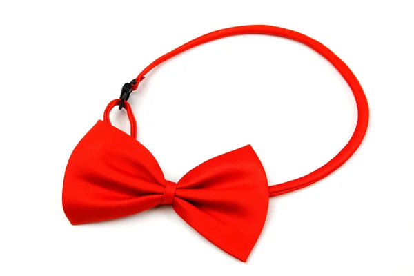 Красный галстук бабочка изолирован на белый — стоковое фото