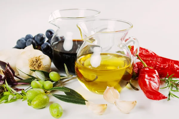 Olio d'oliva e aceto balsamico — Foto Stock