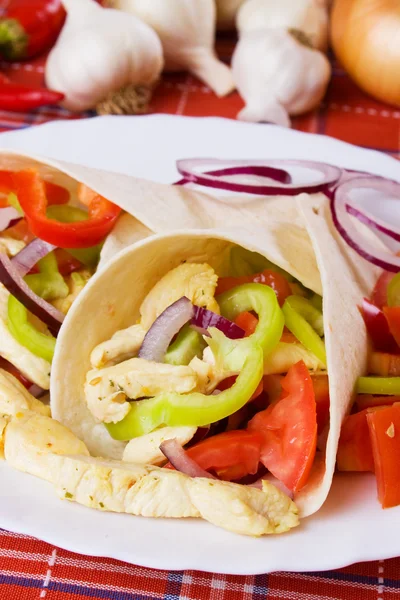 Tortilla wraps with chicken salad — Stock Photo, Image