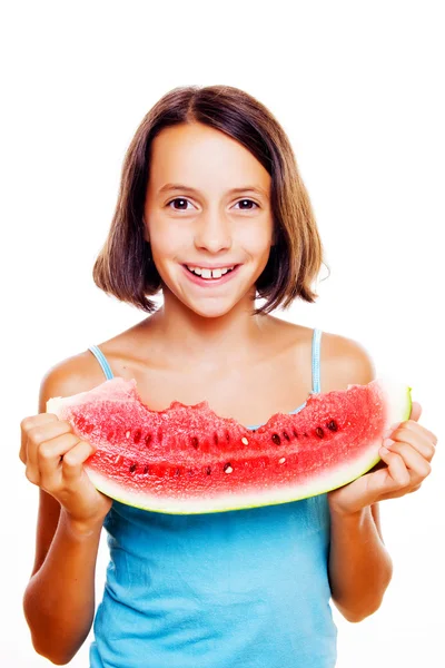 Junges Mädchen isst Wassermelone — Stockfoto