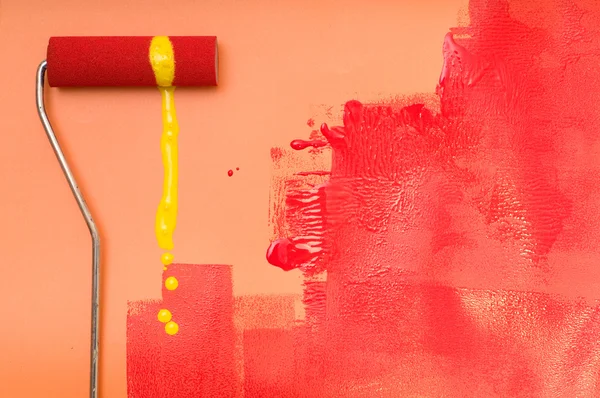 Painting with paint roller — Stock Photo, Image