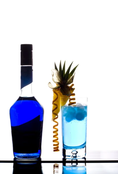 鸡尾酒的蓝色礁湖 — 图库照片