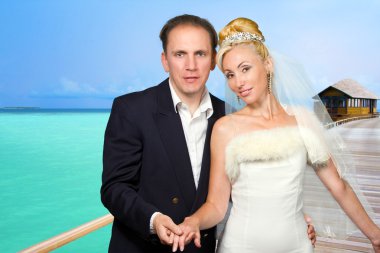 damat ve gelin tropikal plaj