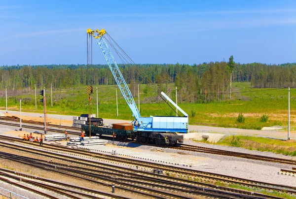 Schienen und Technik zur Reparatur von Wegen — Stockfoto