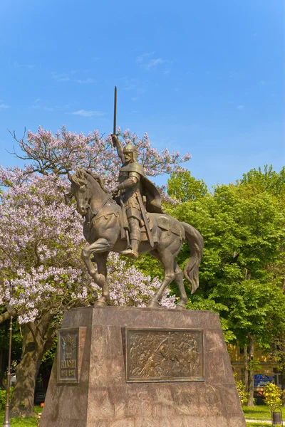 Пам'ятник цареві Калоджану. Варна. Болгарія — стокове фото