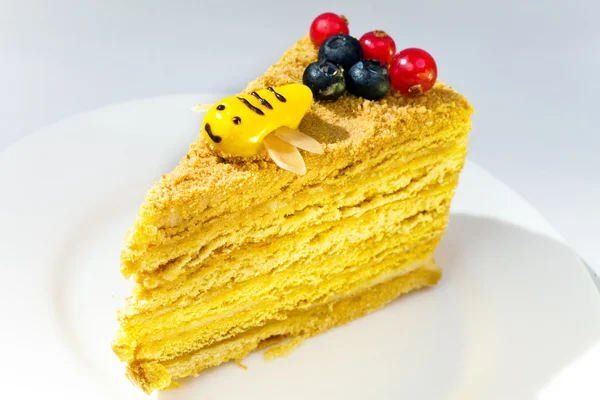 Piece Honey Cake Decorated Bee Glaze — Stock Photo, Image