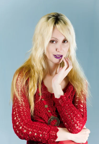 Den Unga Vackra Kvinnan Ljust Röd Blus — Stockfoto
