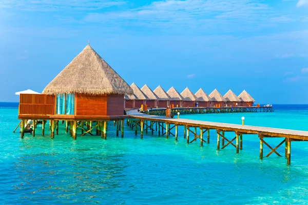 Maldivas. Villa en pilas en el agua —  Fotos de Stock