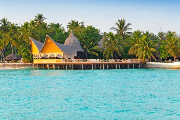 Ilha no oceano, Maldivas. — Fotografia de Stock