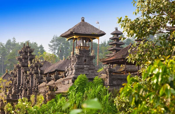 El complejo de templos más grande, "madre de todos los templos". Bali. , — Foto de Stock