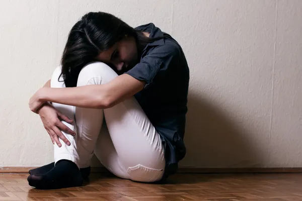Deprimido adolescente menina — Fotografia de Stock