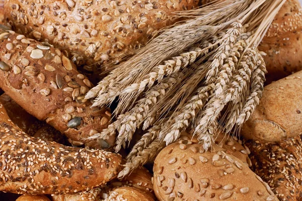 Свіжі хлібобулочні вироби — стокове фото