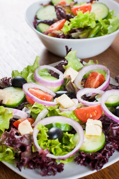 Réglage Sain Salade Fraîche Sur Table — Photo