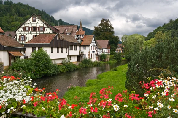El pueblo de Schiltach en la Selva Negra, Alemania — Foto de Stock
