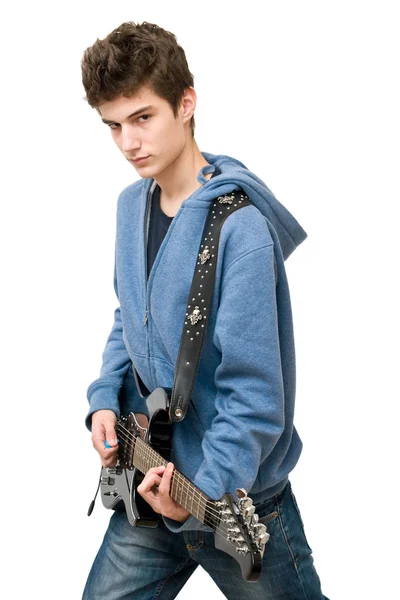 Gra na gitarze elektrycznej na białym tle nastolatek — Zdjęcie stockowe