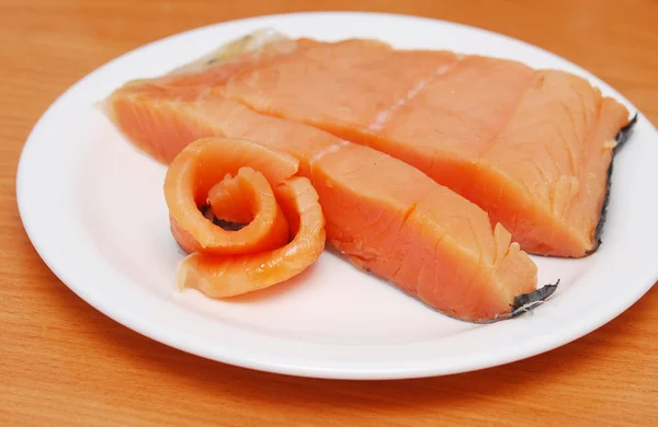 Ryba na talerzu — Zdjęcie stockowe