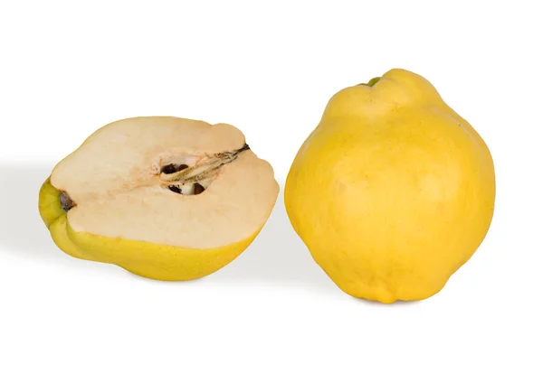 Kdoule Zlaté Jablko Sekce Izolovaných Bílém Pozadí — Stock fotografie