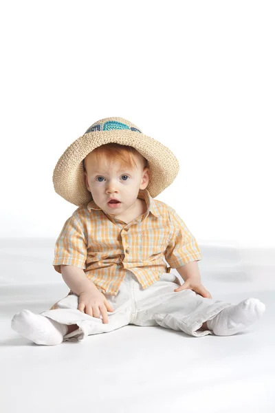 Fiú, kalapban — Stock Fotó