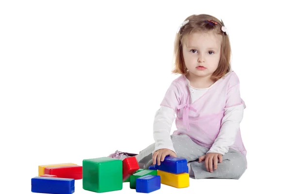 Niña Jugando Con Cubos Aislados — Foto de Stock
