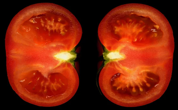 Tomate in der Hälfte — Stockfoto