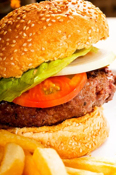 Classic hamburger sandwich — Zdjęcie stockowe
