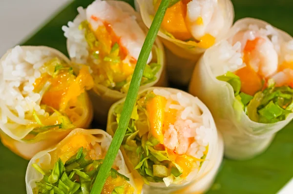 Vietnamese style summer rolls — Stock Photo, Image