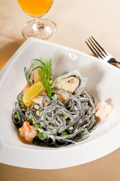 stock image Seafood black spaghetti