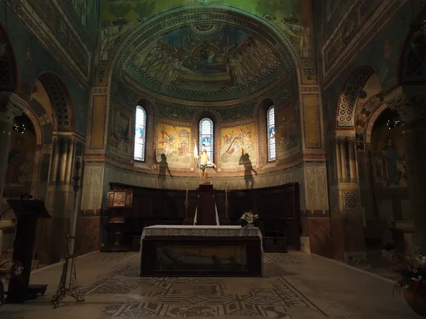 Chiusi - The Romanesque Cathedral (Duomo) of San Secondiano, — Stock Photo, Image