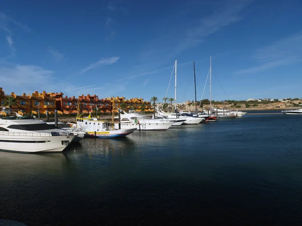 Yacht marina em Portimão. Algarve, Portugal — Fotografia de Stock