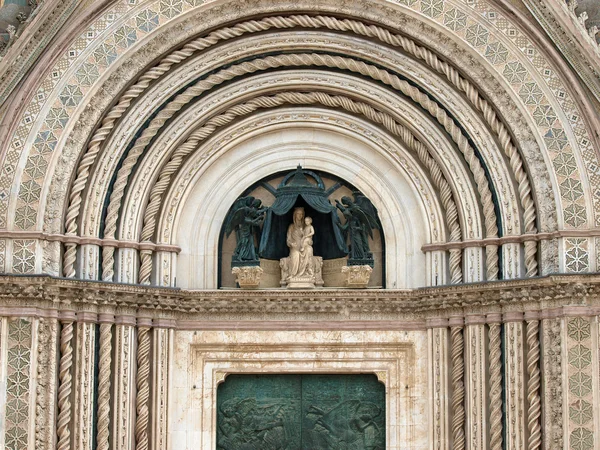 Main west portal - Orvieto Cathedral . — Stock Photo, Image