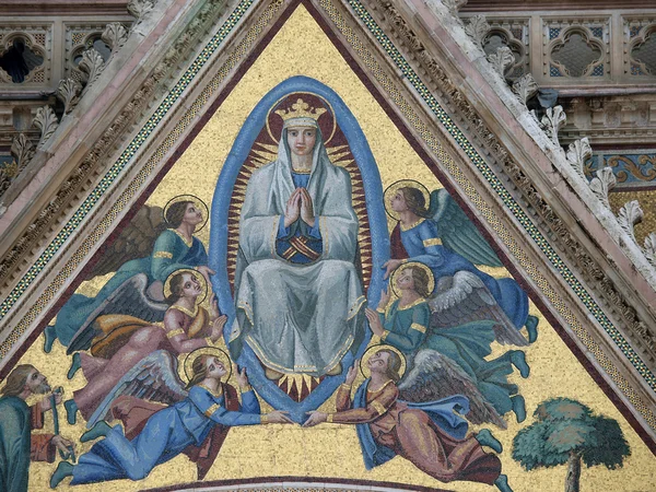 Orvieto - fachada Duomo . — Fotografia de Stock