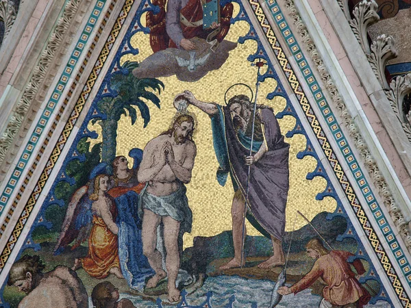 Orvieto - fachada Duomo . — Fotografia de Stock