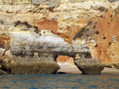 Lagos ve Cap Vincent arasındaki Resimli Algarve Sahili