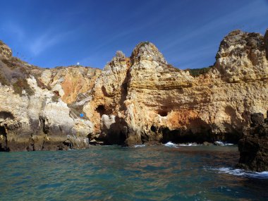 Lagos ve Cap Vincent arasındaki Resimli Algarve Sahili