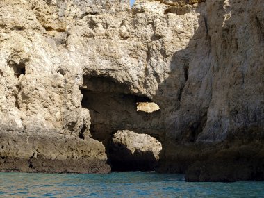 Lagos ve Cap Vincent arasındaki Resimli Algarve Sahili